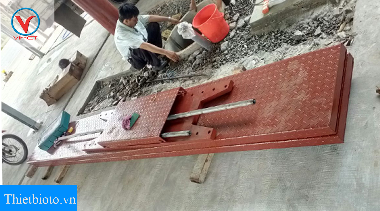 Cầu nâng 1 trụ âm nền chuyên rửa xe ô tô và xe tải nhẹ ( Benz rửa xe ô tô) VIMET VLWS3501